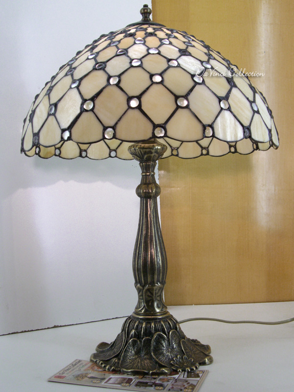 Lampada Tiffany Liberty bianca TDV122F DaVinci Collection Complementi d u0026#39;arredo, oggetti da -> Lampadari Cucina Stile Tiffany Lampada Tiffany Liberty bianca TDV122F DaVinci Collection Complementi d u0026#39;arredo, oggetti da -> Lampadari Cucina Stile Tiffany