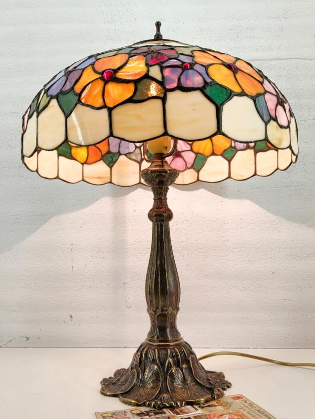5LL-776 Lampada da tavolo Tiffany Gatto 21x11x25 cm Marrone Bianco Vetro  Lampade Tiffany